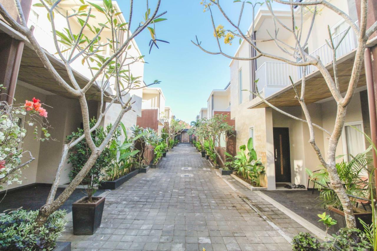 Padma Pandawa Villa Kutuh Екстер'єр фото